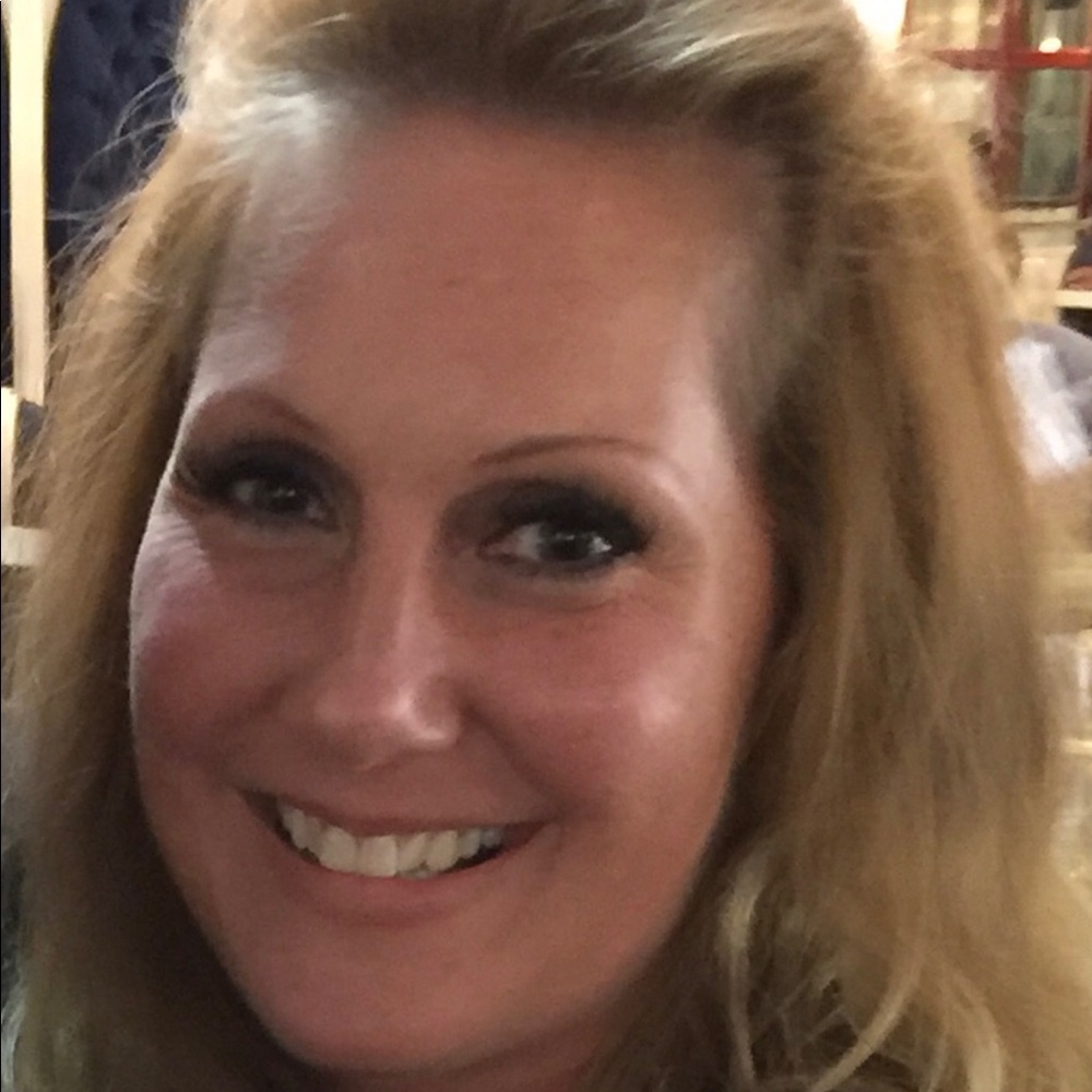 Meet your Posher, Renee